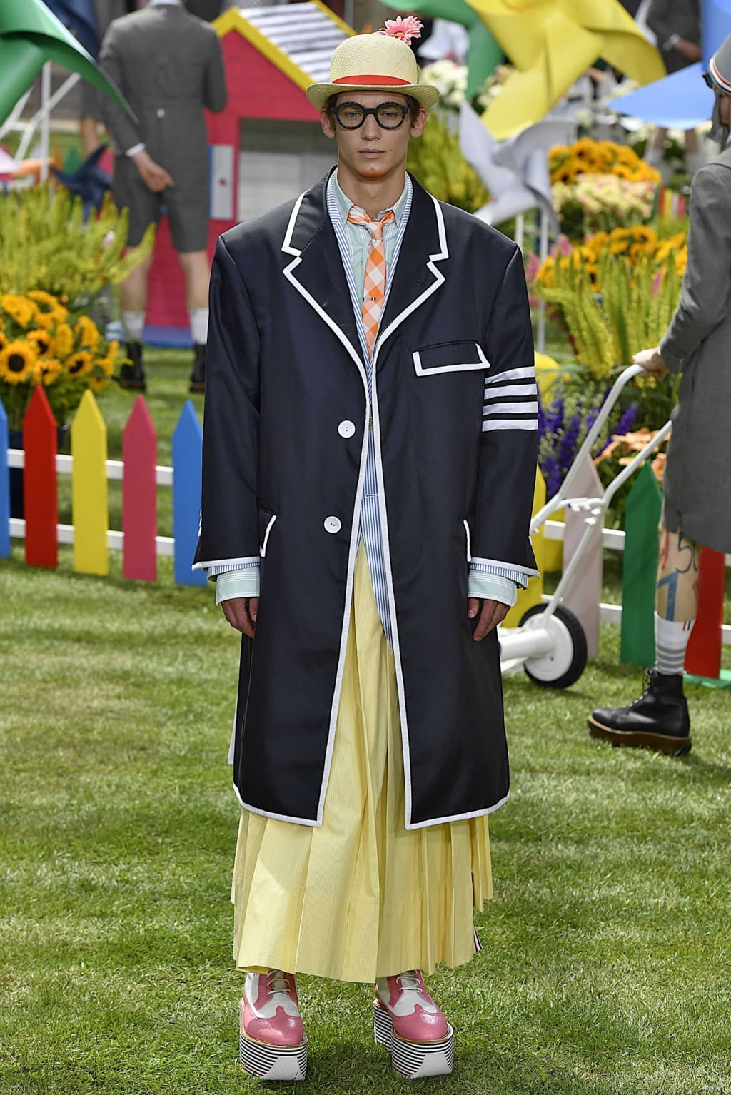 Fashion Week Paris Spring/Summer 2019 look 19 from the Thom Browne collection 男装