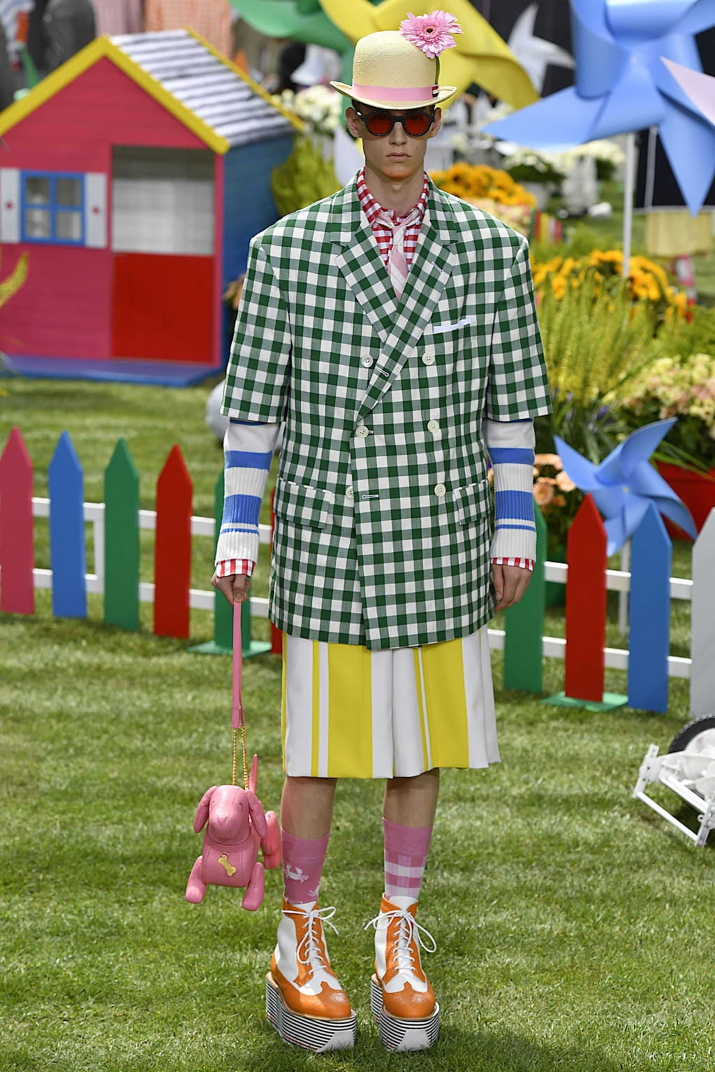 Fashion Week Paris Spring/Summer 2019 look 22 from the Thom Browne collection menswear