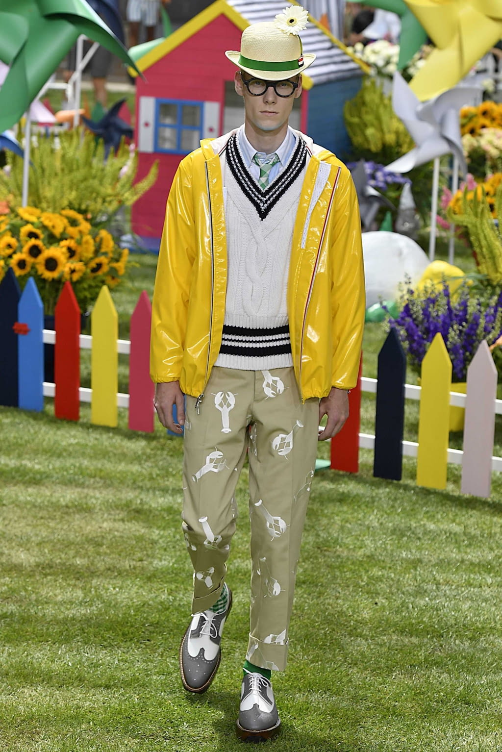 Fashion Week Paris Spring/Summer 2019 look 36 from the Thom Browne collection menswear