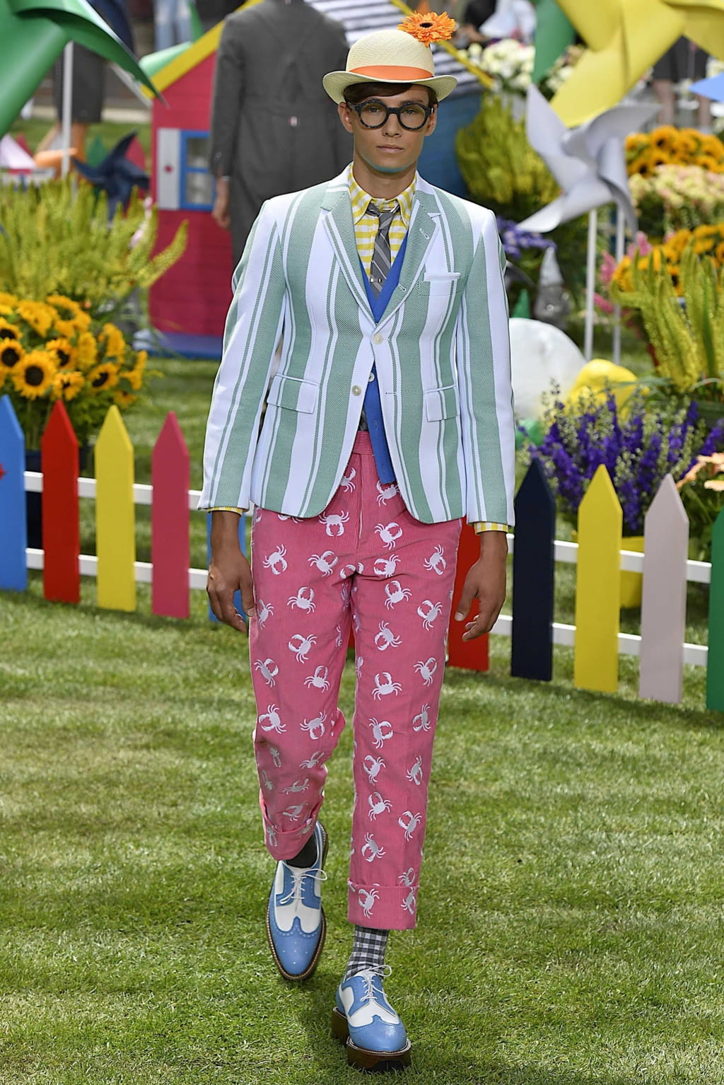 Fashion Week Paris Spring/Summer 2019 look 39 from the Thom Browne collection menswear
