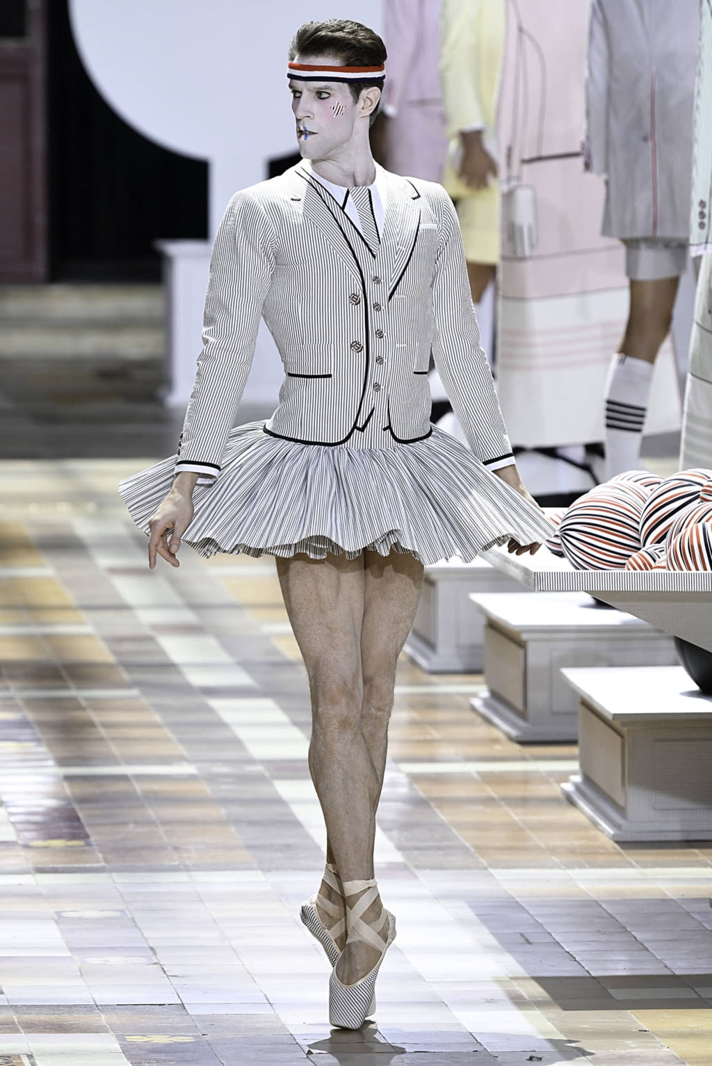 Fashion Week Paris Spring/Summer 2020 look 16 from the Thom Browne collection menswear