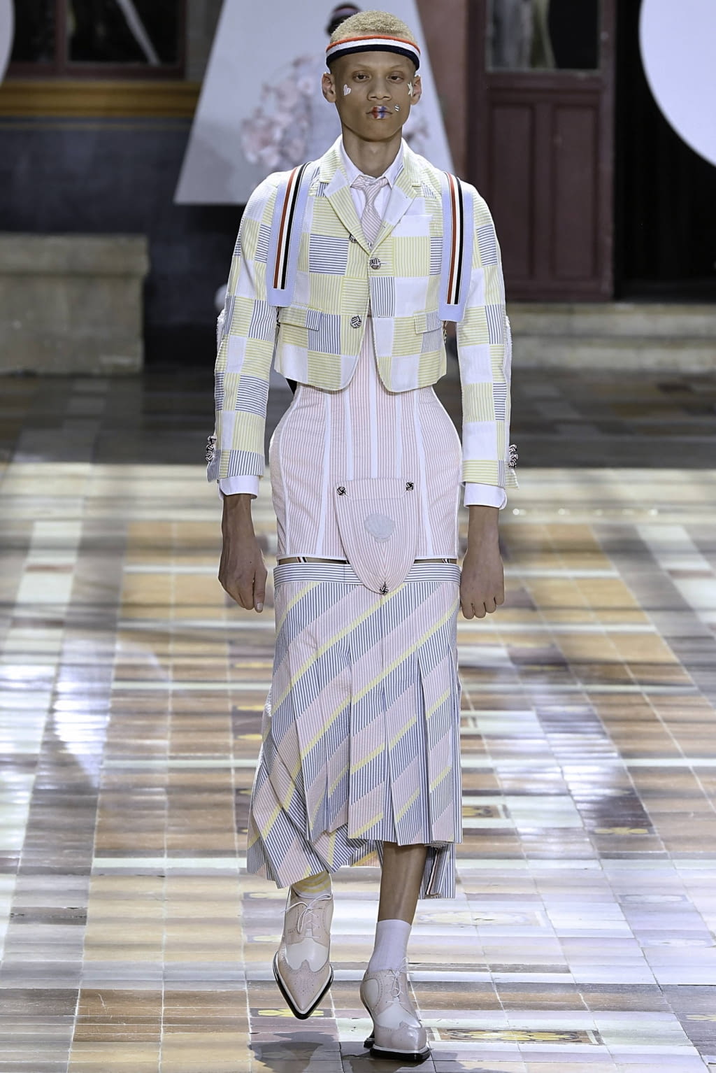 Fashion Week Paris Spring/Summer 2020 look 19 from the Thom Browne collection menswear