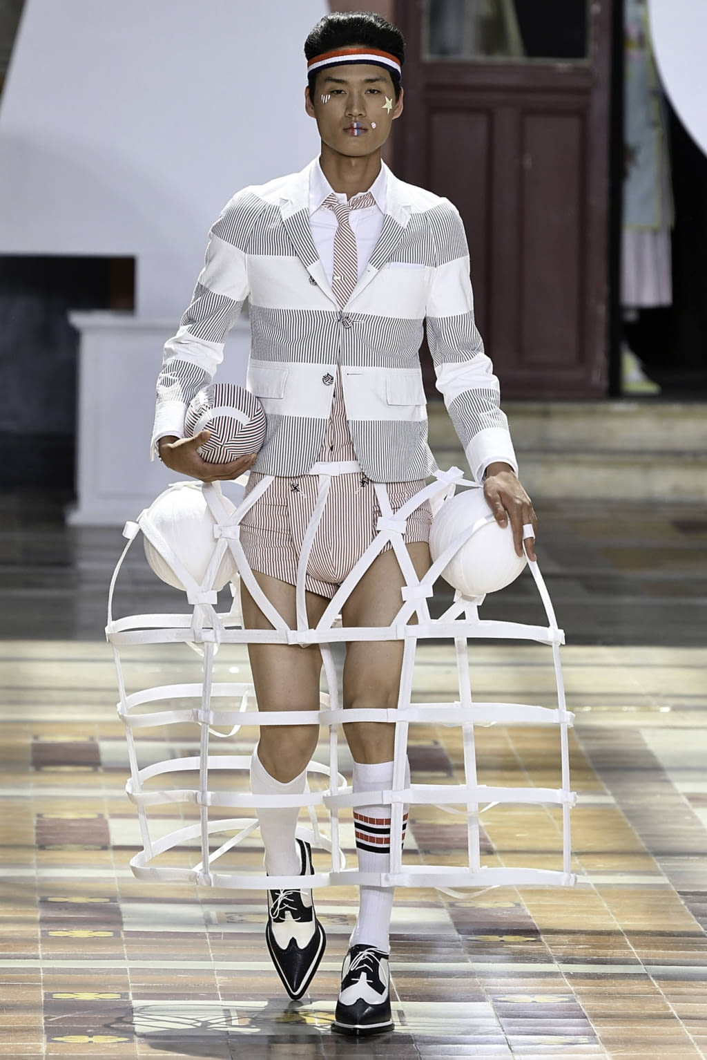 Fashion Week Paris Spring/Summer 2020 look 25 from the Thom Browne collection 男装