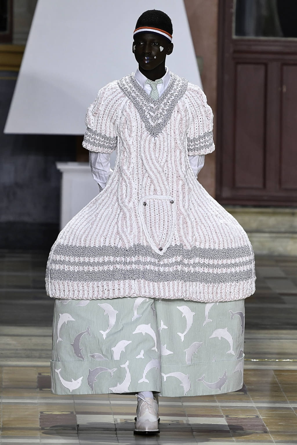 Fashion Week Paris Spring/Summer 2020 look 33 from the Thom Browne collection menswear