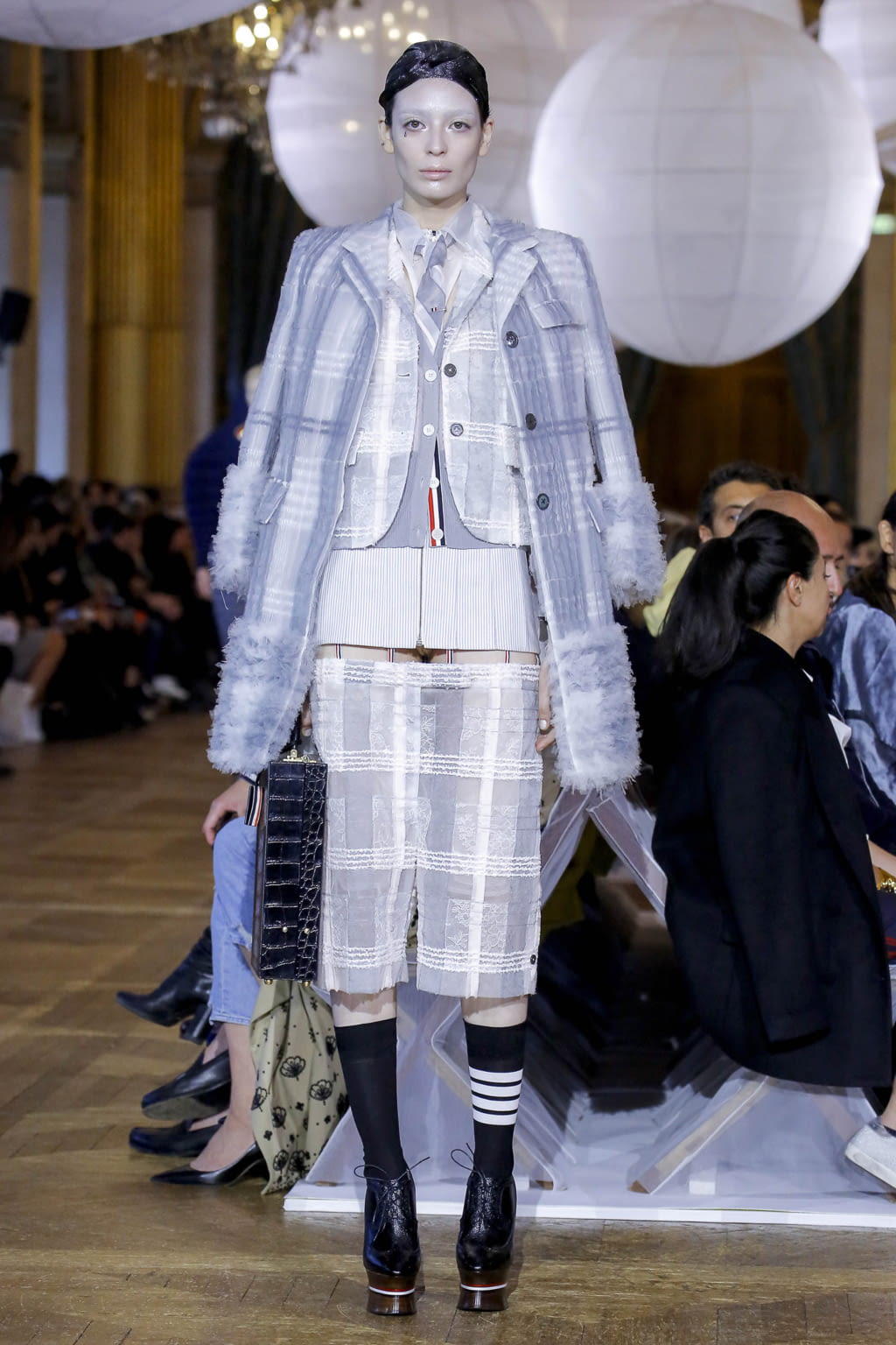 Fashion Week Paris Spring/Summer 2018 look 11 from the Thom Browne collection 女装