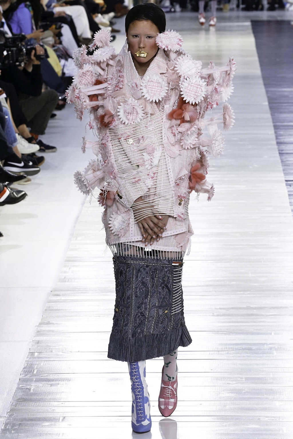 Fashion Week Paris Spring/Summer 2019 look 26 from the Thom Browne collection 女装