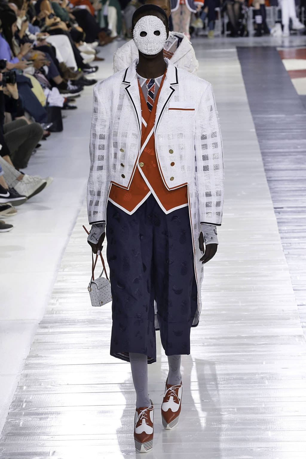 Fashion Week Paris Spring/Summer 2019 look 27 from the Thom Browne collection womenswear