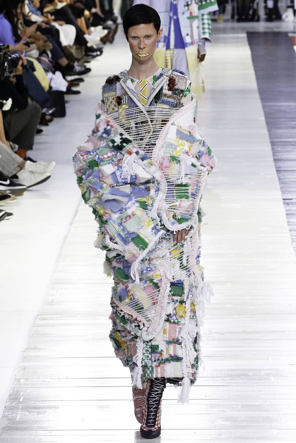 Fashion Week Paris Spring/Summer 2019 look 32 from the Thom Browne collection womenswear