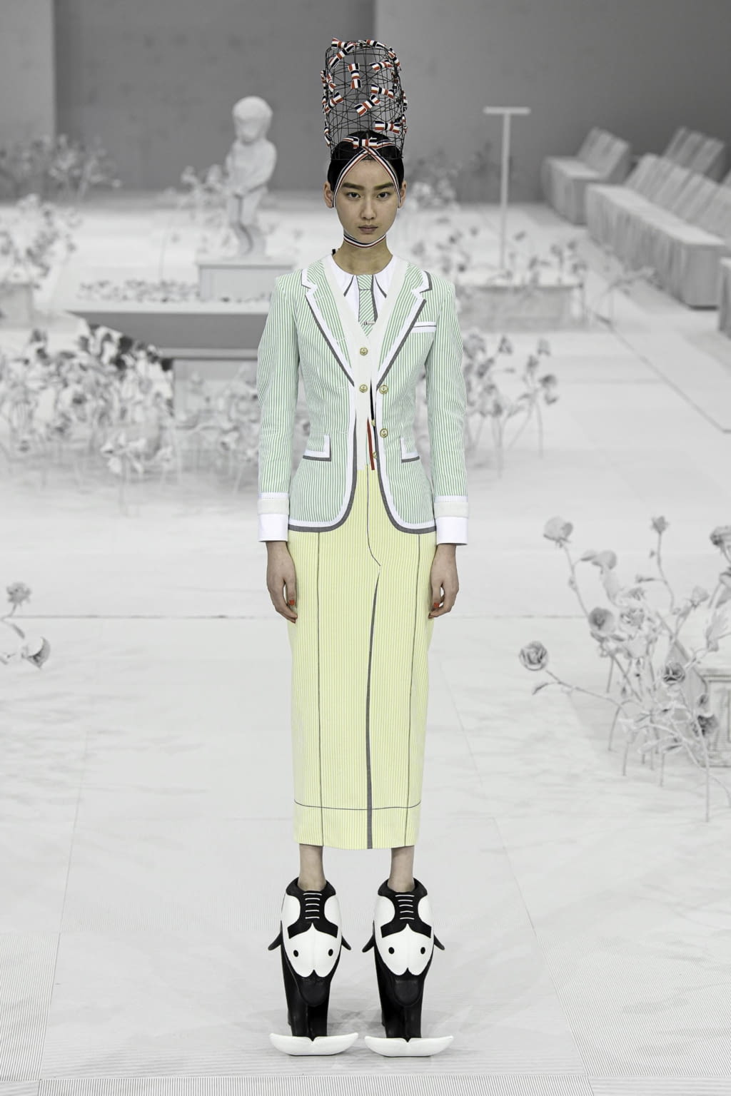 Fashion Week Paris Spring/Summer 2020 look 3 from the Thom Browne collection womenswear