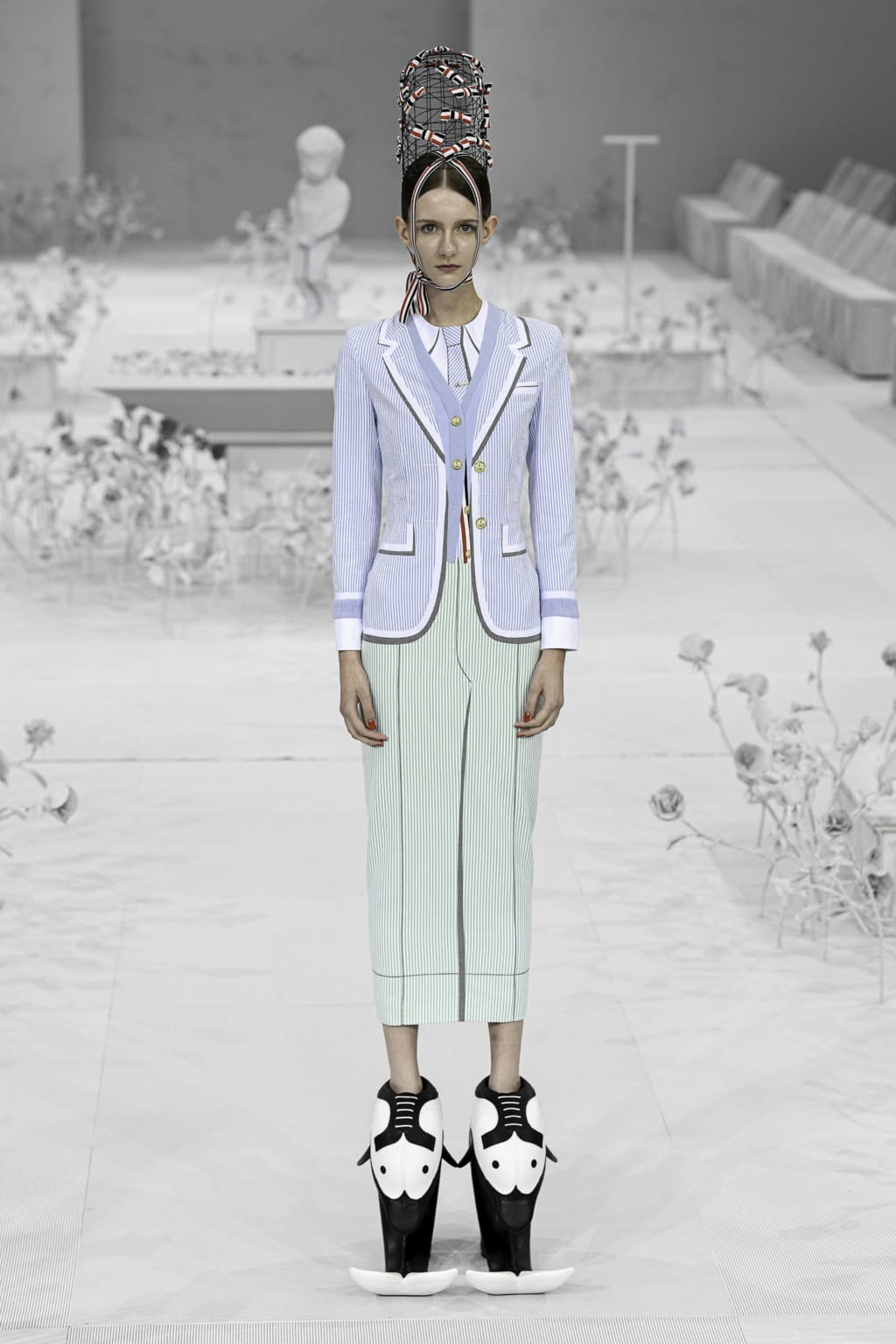 Fashion Week Paris Spring/Summer 2020 look 4 from the Thom Browne collection 女装
