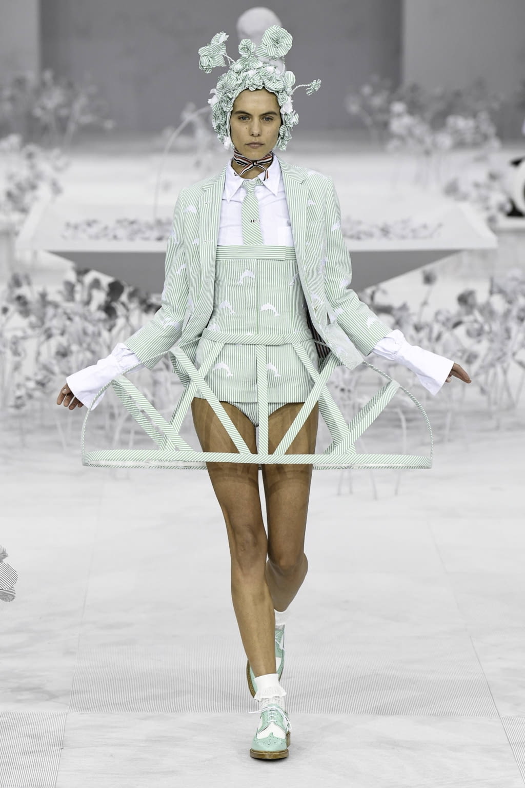 Fashion Week Paris Spring/Summer 2020 look 5 from the Thom Browne collection 女装