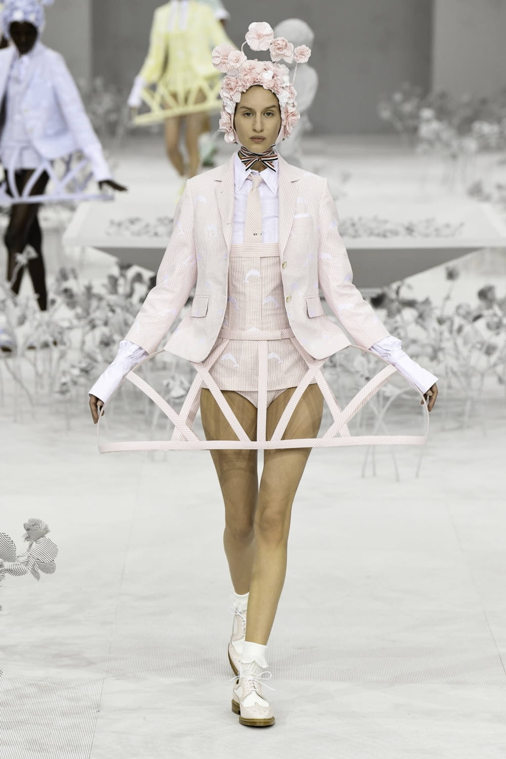 Fashion Week Paris Spring/Summer 2020 look 6 from the Thom Browne collection womenswear