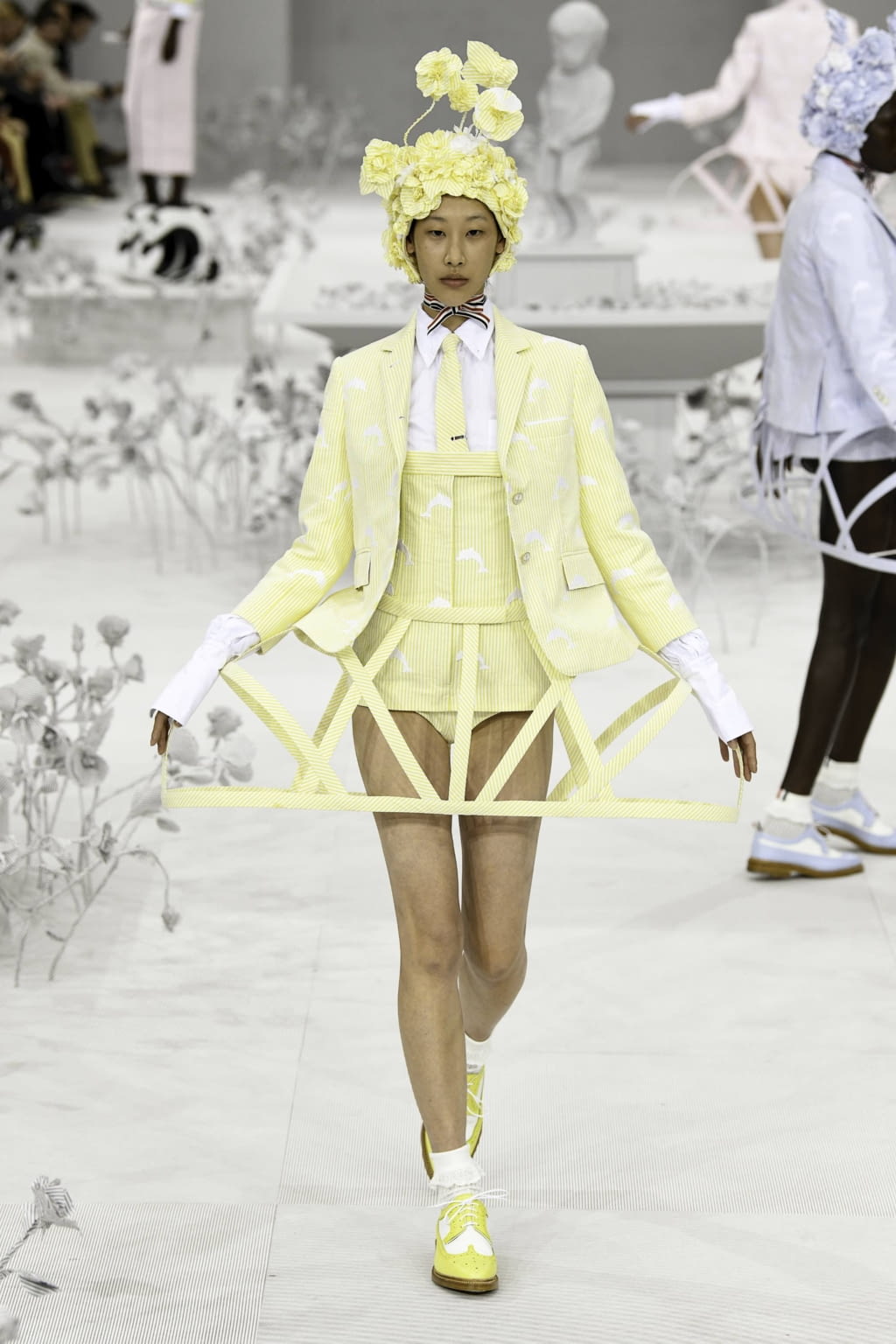 Fashion Week Paris Spring/Summer 2020 look 8 from the Thom Browne collection womenswear