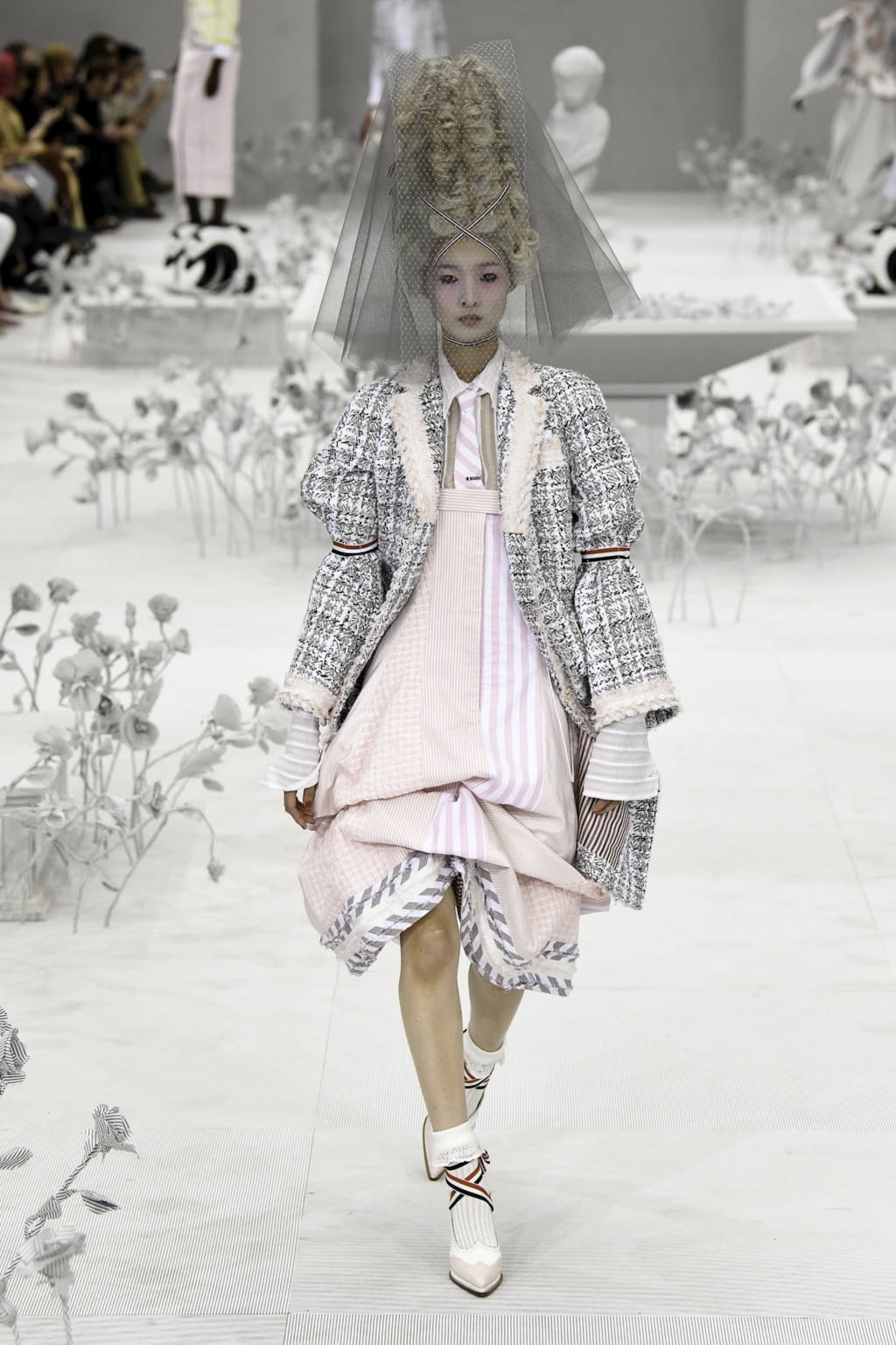 Fashion Week Paris Spring/Summer 2020 look 13 from the Thom Browne collection 女装