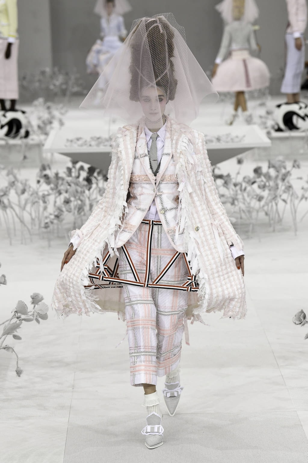 Fashion Week Paris Spring/Summer 2020 look 16 from the Thom Browne collection 女装