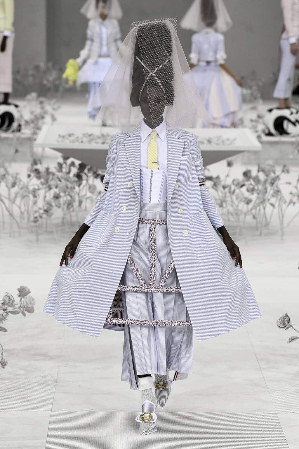 Fashion Week Paris Spring/Summer 2020 look 18 from the Thom Browne collection 女装