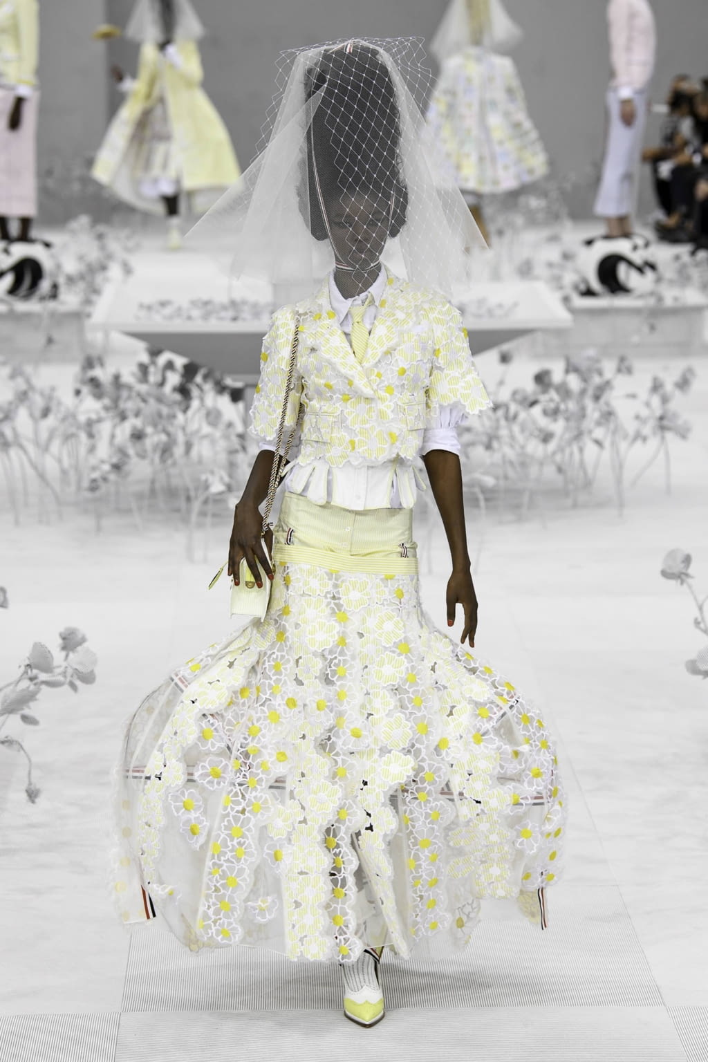 Fashion Week Paris Spring/Summer 2020 look 28 from the Thom Browne collection womenswear