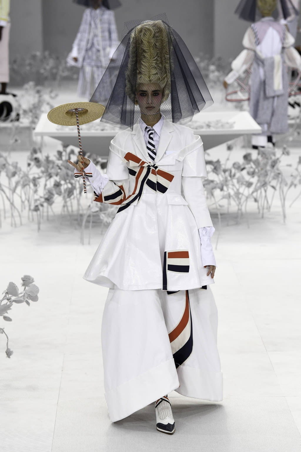 Fashion Week Paris Spring/Summer 2020 look 35 from the Thom Browne collection womenswear