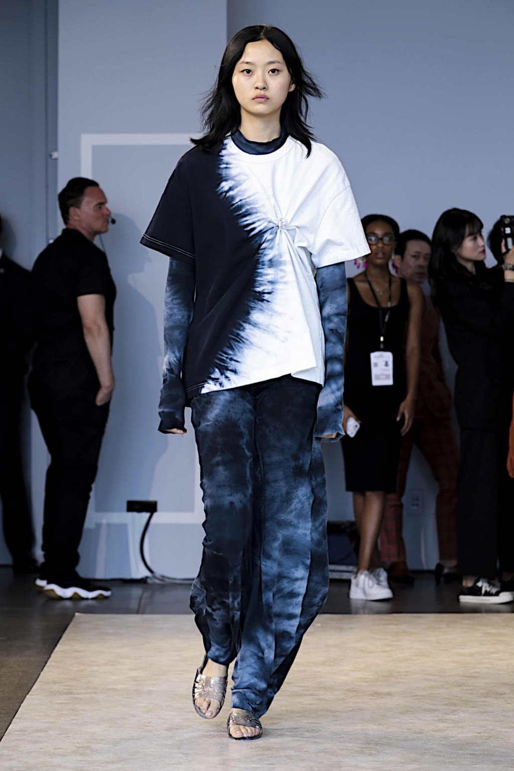 Fashion Week New York Spring/Summer 2020 look 14 from the Threegun collection 女装