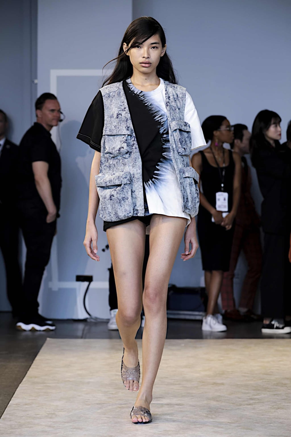 Fashion Week New York Spring/Summer 2020 look 15 from the Threegun collection 女装