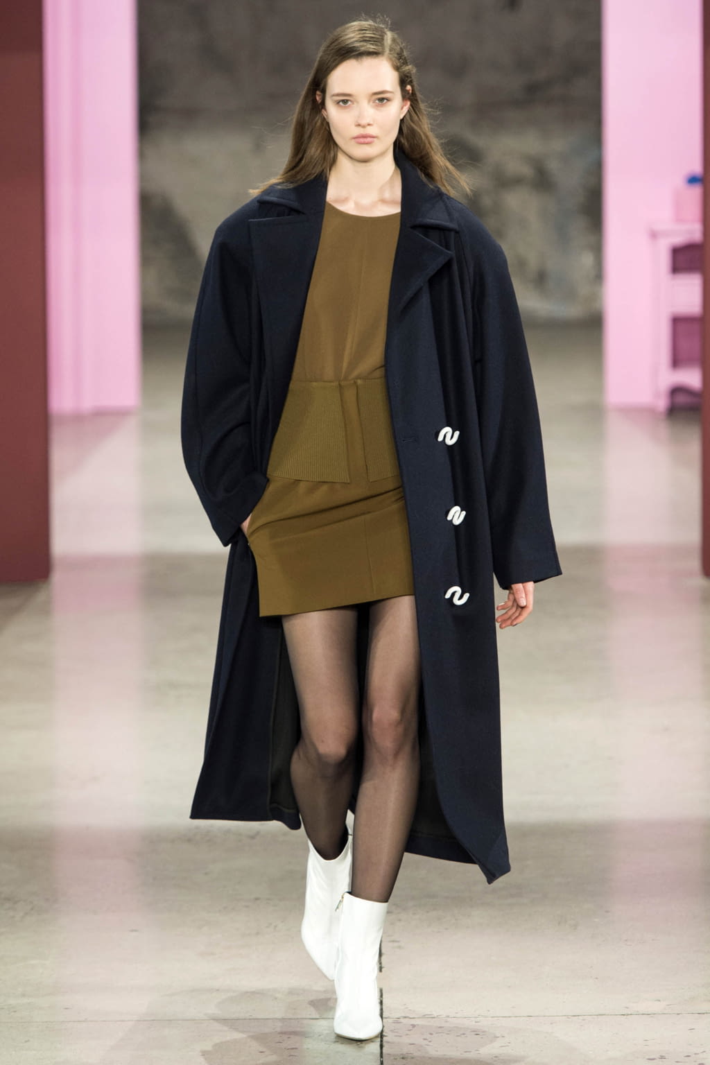 Fashion Week New York Fall/Winter 2017 look 4 from the Tibi collection womenswear