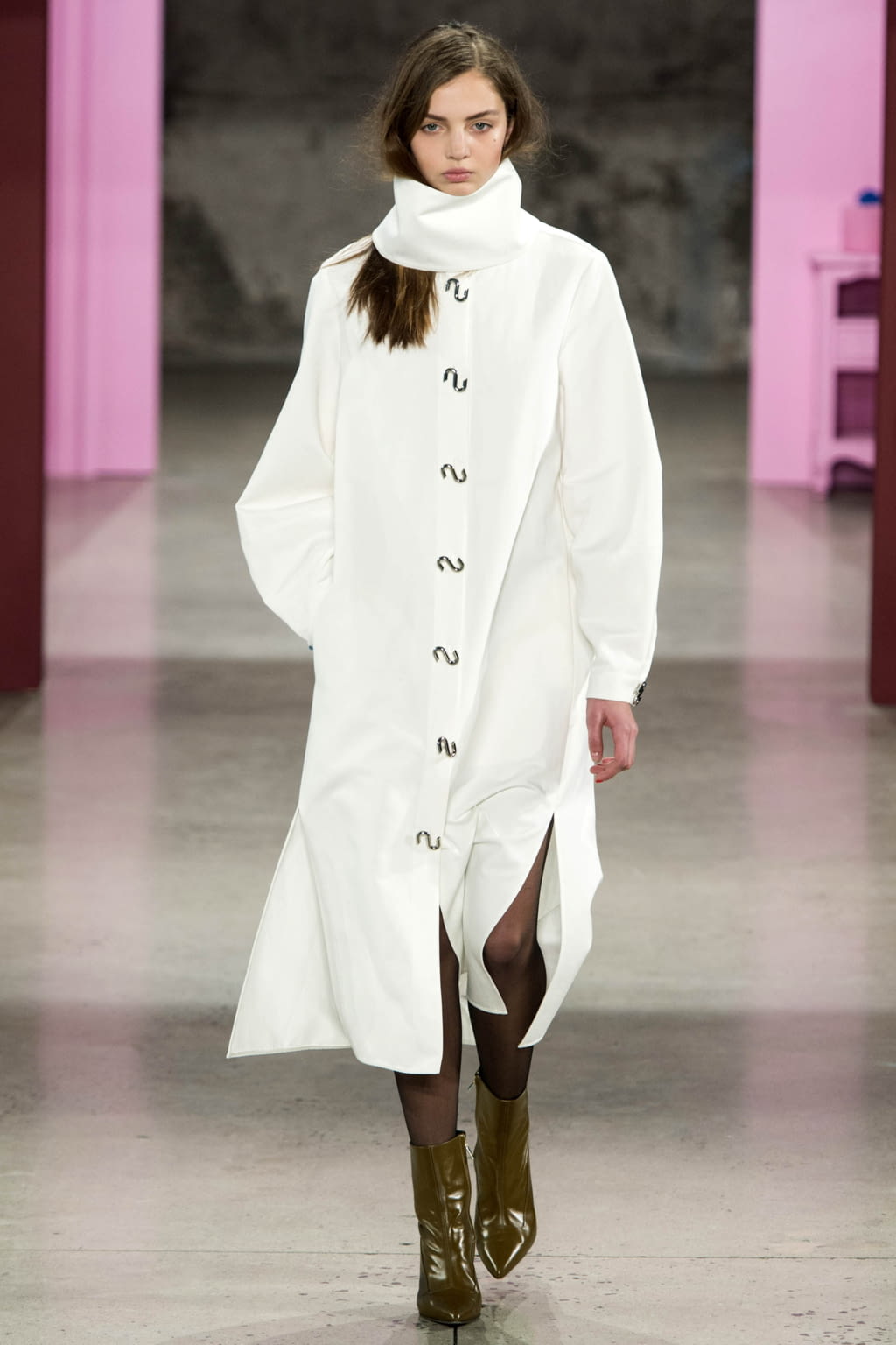 Fashion Week New York Fall/Winter 2017 look 14 from the Tibi collection womenswear