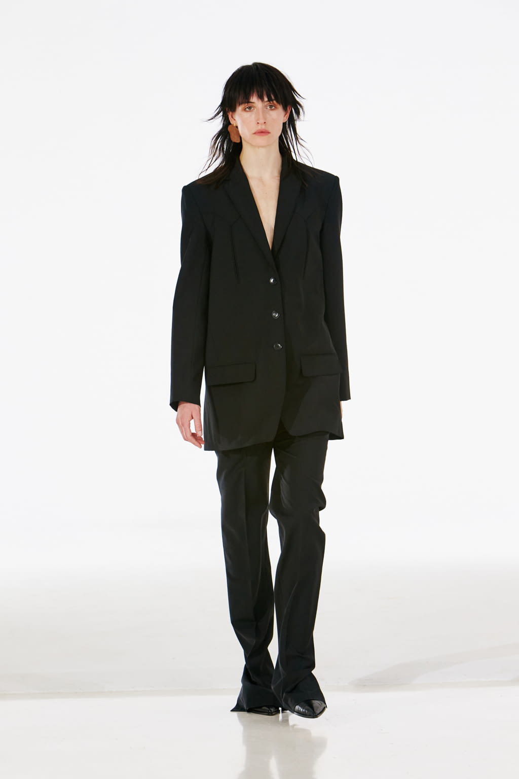 Fashion Week New York Fall/Winter 2022 look 12 from the Tibi collection womenswear