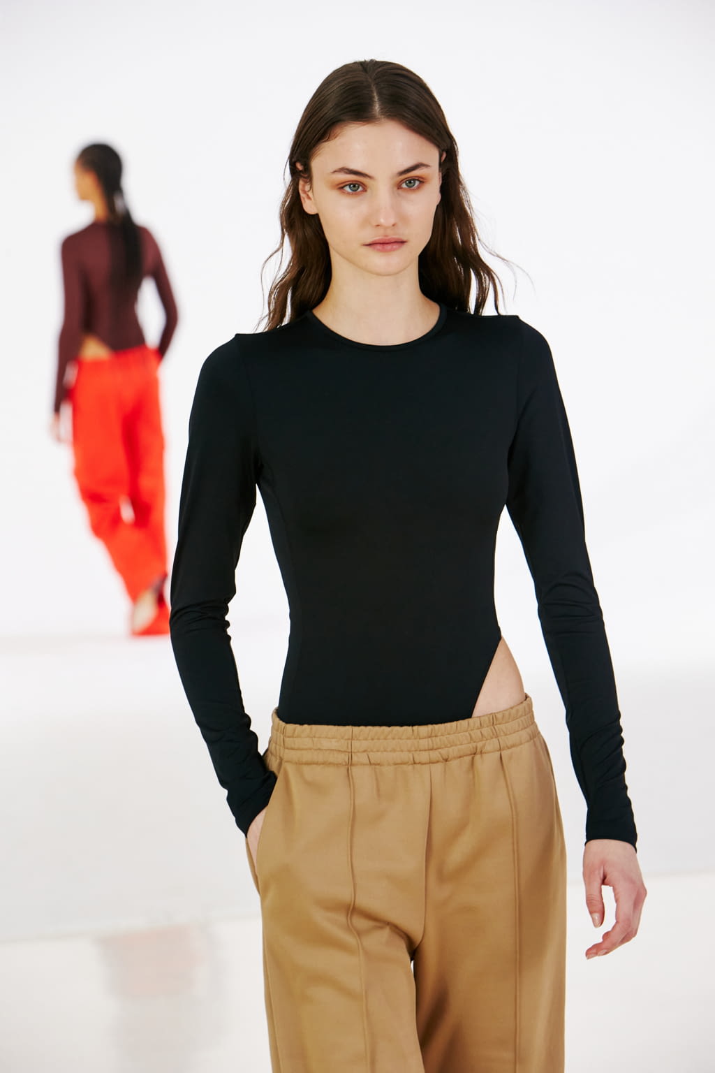 Fashion Week New York Fall/Winter 2022 look 2 from the Tibi collection womenswear