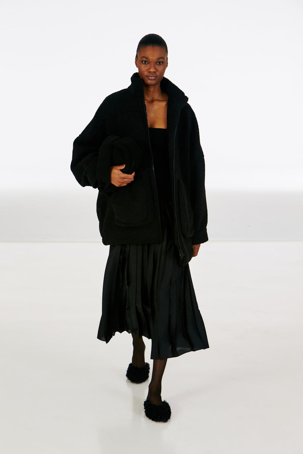 Fashion Week New York Fall/Winter 2022 look 23 from the Tibi collection 女装