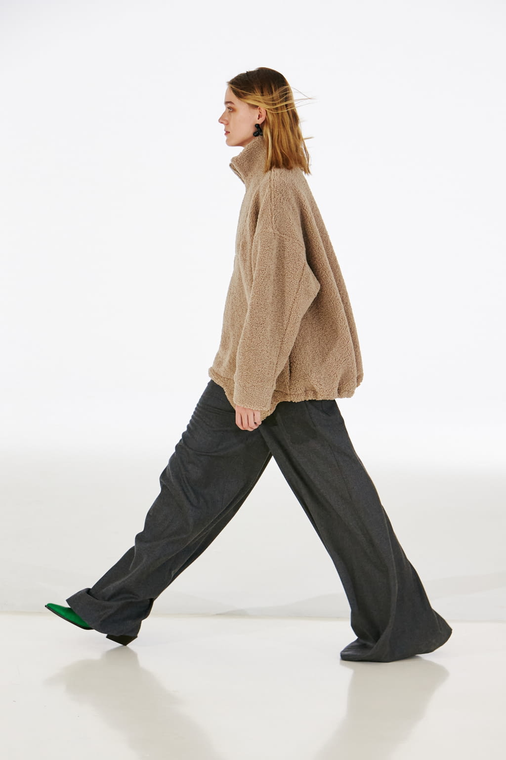 Fashion Week New York Fall/Winter 2022 look 24 from the Tibi collection womenswear