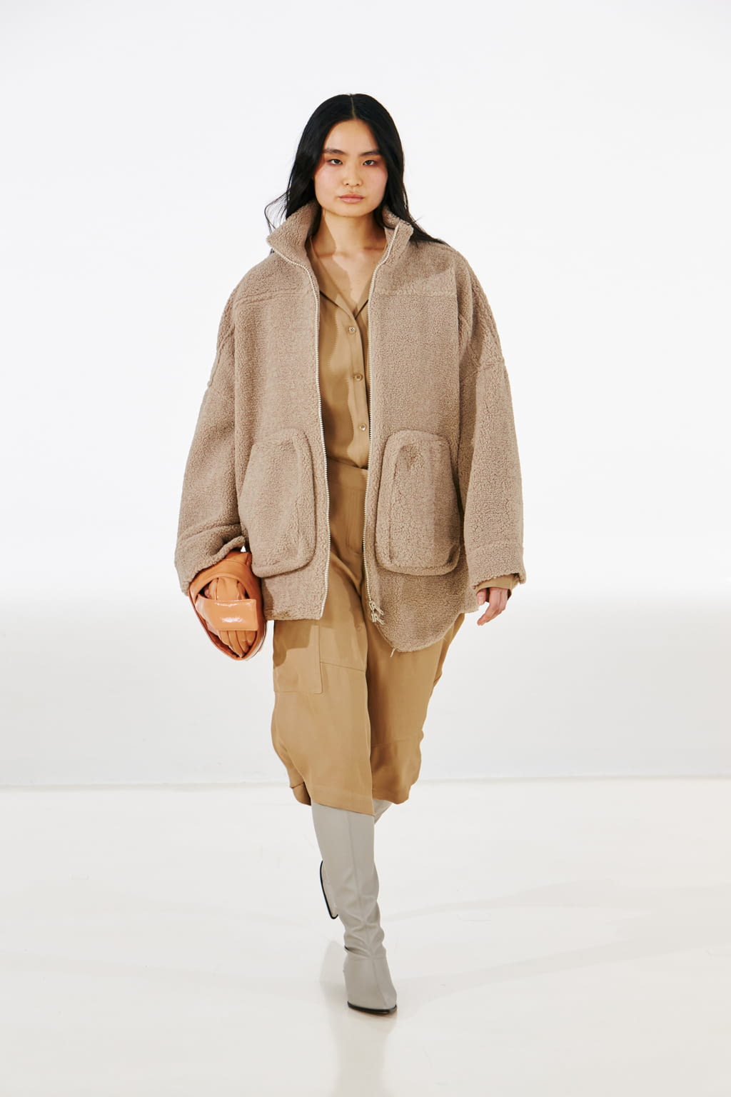 Fashion Week New York Fall/Winter 2022 look 29 from the Tibi collection 女装