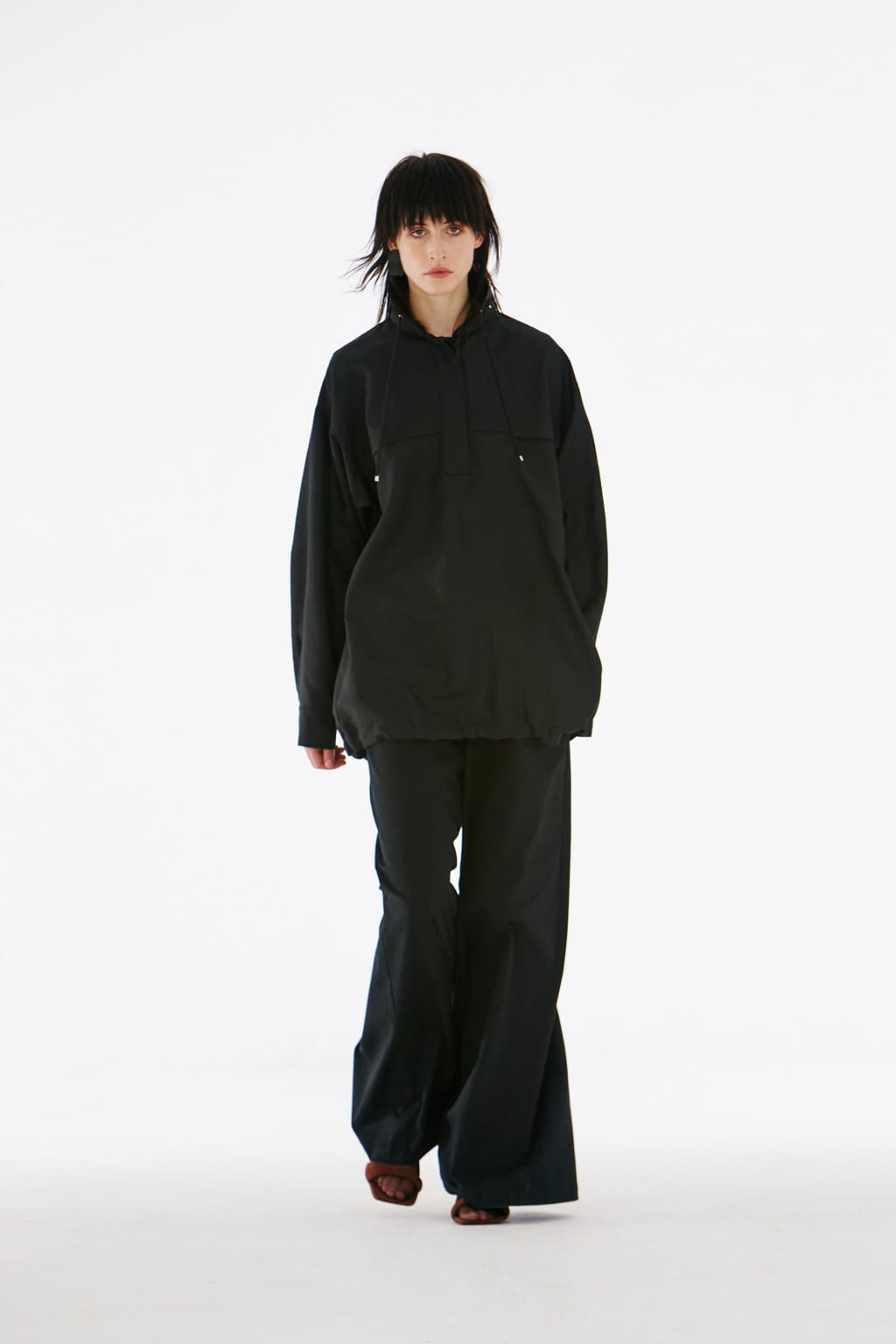 Fashion Week New York Fall/Winter 2022 look 34 from the Tibi collection womenswear