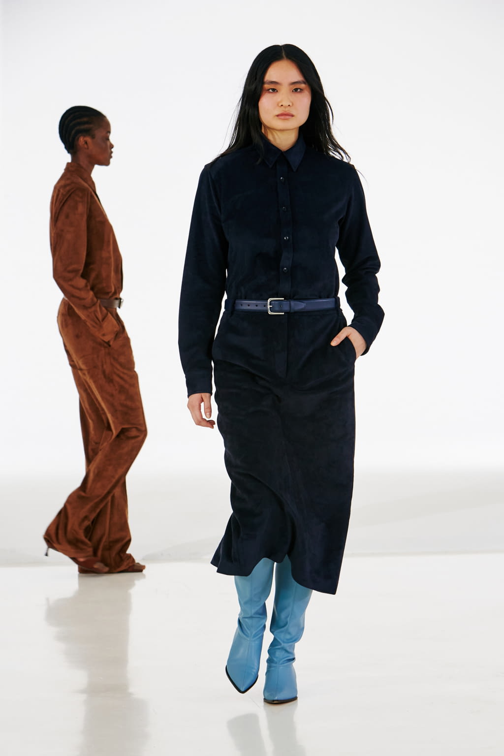 Fashion Week New York Fall/Winter 2022 look 6 from the Tibi collection womenswear