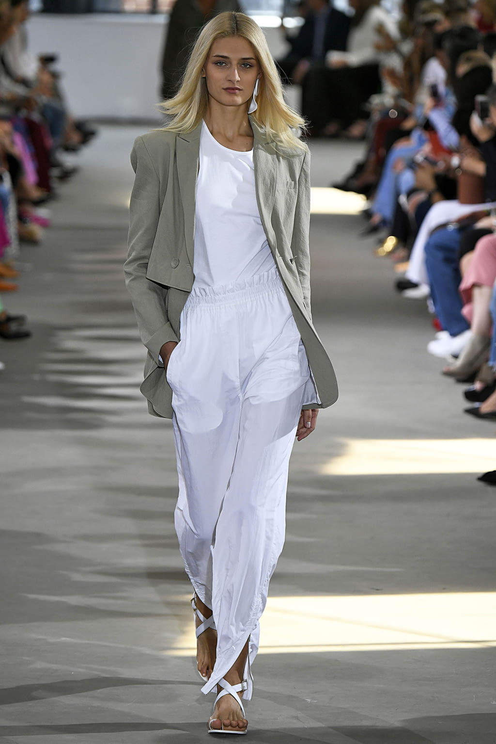 Fashion Week New York Spring/Summer 2018 look 31 from the Tibi collection womenswear