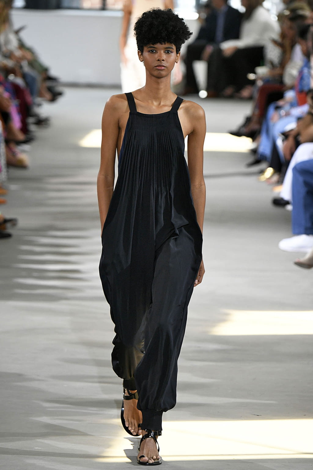 Fashion Week New York Spring/Summer 2018 look 40 from the Tibi collection womenswear