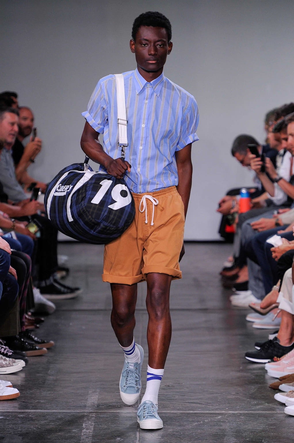 Fashion Week New York Spring/Summer 2019 look 4 from the Todd Snyder collection menswear
