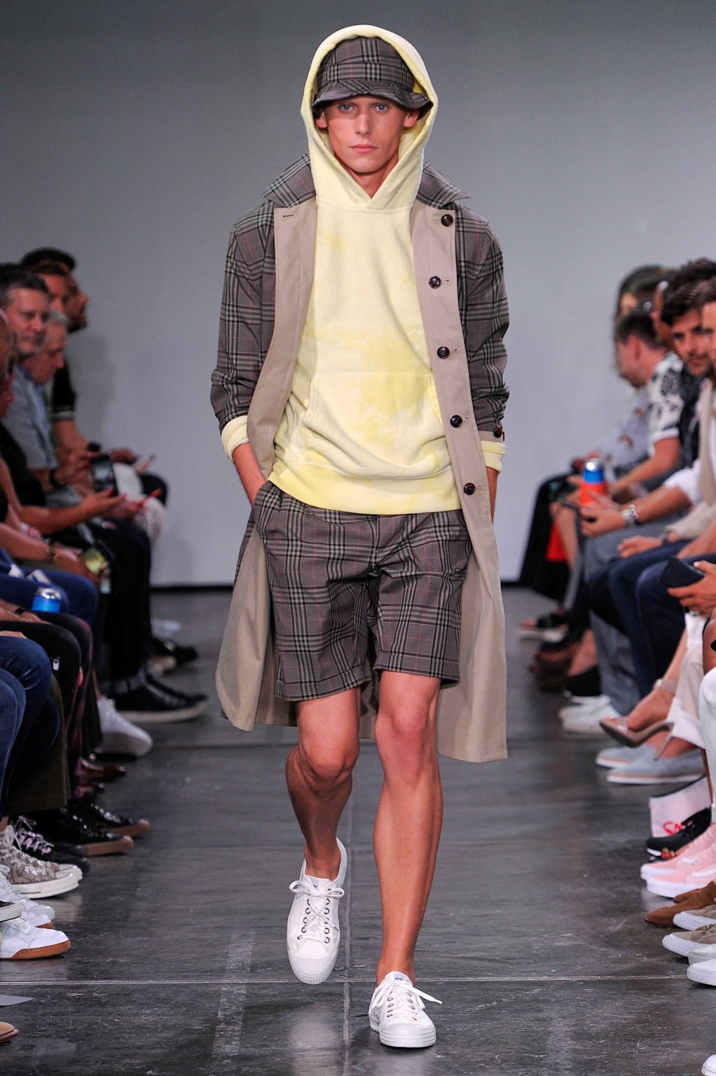 Fashion Week New York Spring/Summer 2019 look 8 from the Todd Snyder collection menswear