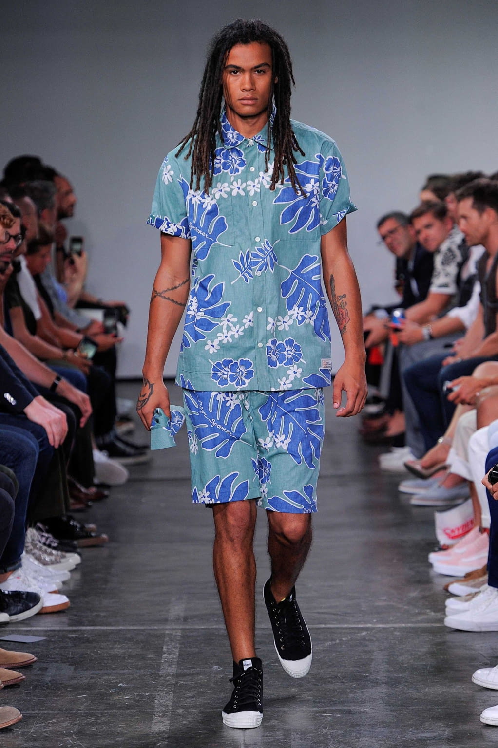 Fashion Week New York Spring/Summer 2019 look 39 from the Todd Snyder collection menswear