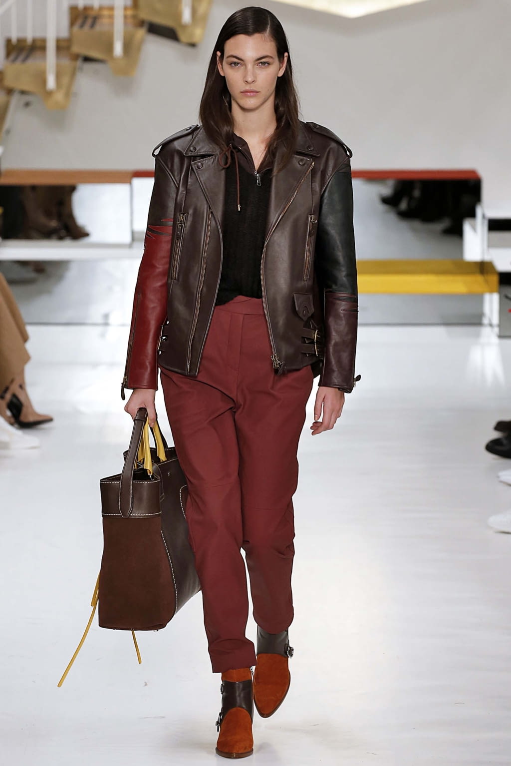 Fashion Week Milan Fall/Winter 2018 look 3 from the Tod's collection womenswear