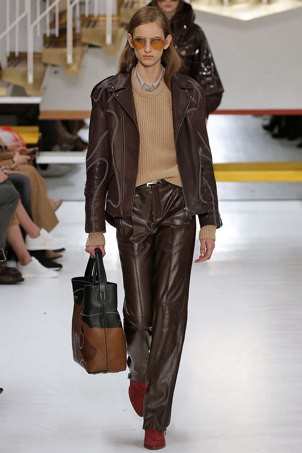 Fashion Week Milan Fall/Winter 2018 look 28 from the Tod's collection womenswear