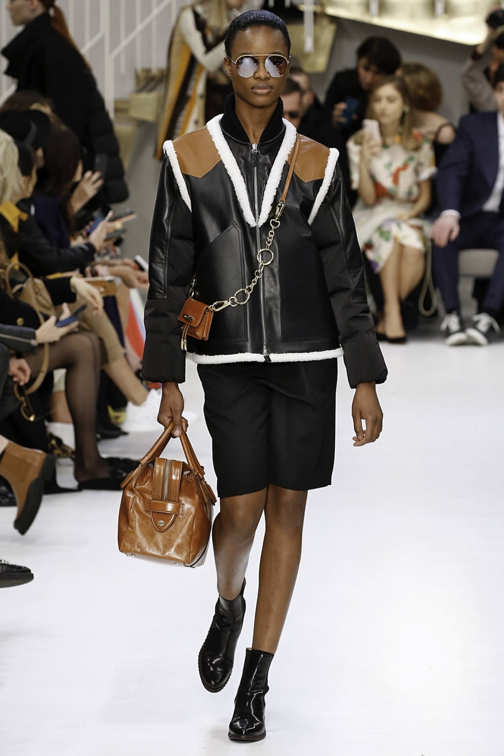 Fashion Week Milan Fall/Winter 2019 look 11 from the Tod's collection womenswear