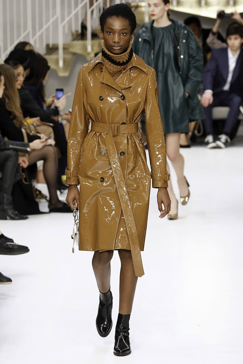 Fashion Week Milan Fall/Winter 2019 look 17 from the Tod's collection womenswear