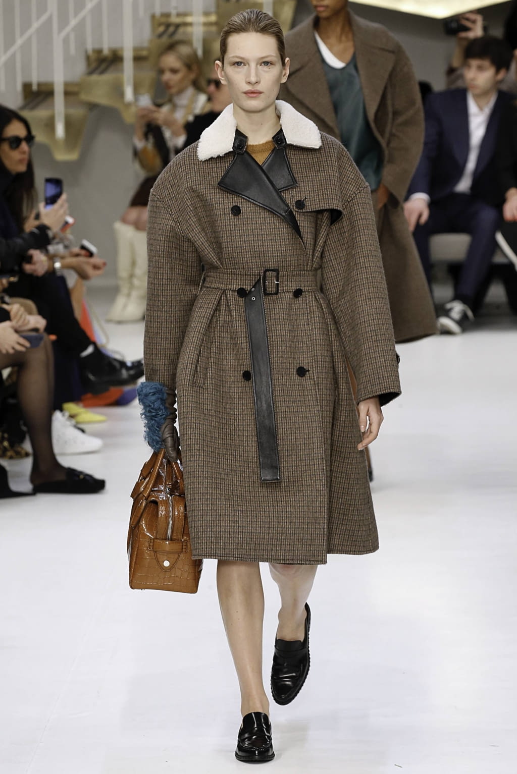 Fashion Week Milan Fall/Winter 2019 look 22 from the Tod's collection 女装