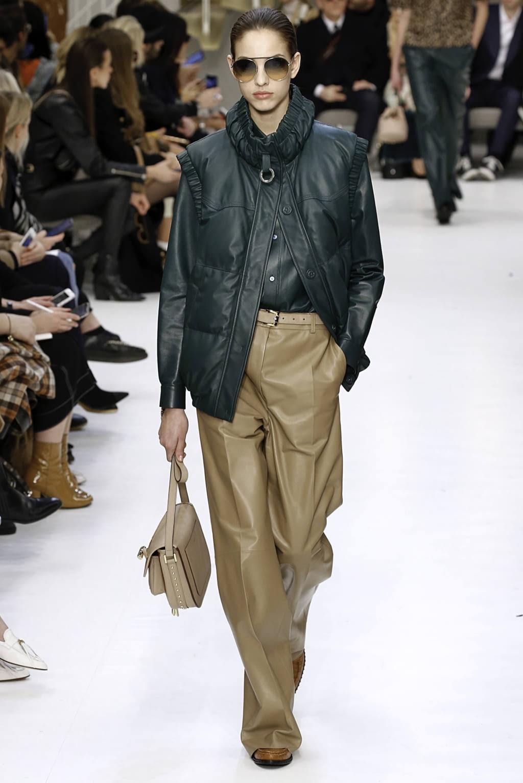 Fashion Week Milan Fall/Winter 2019 look 25 from the Tod's collection 女装