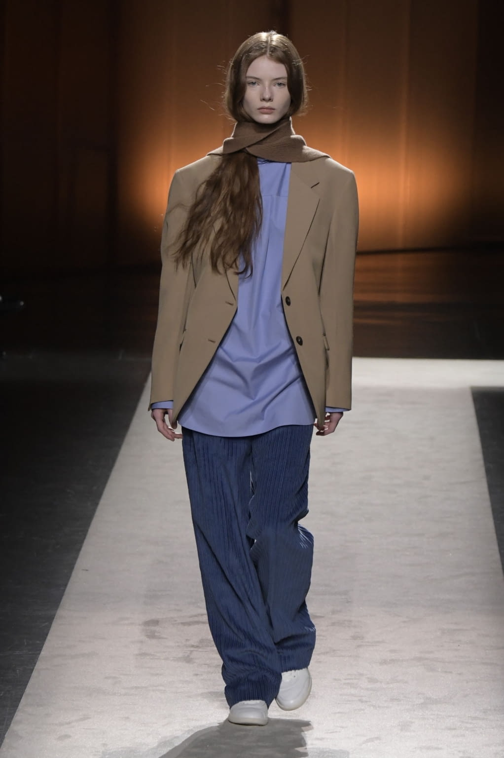 Fashion Week Milan Fall/Winter 2020 look 1 from the Tod's collection 女装