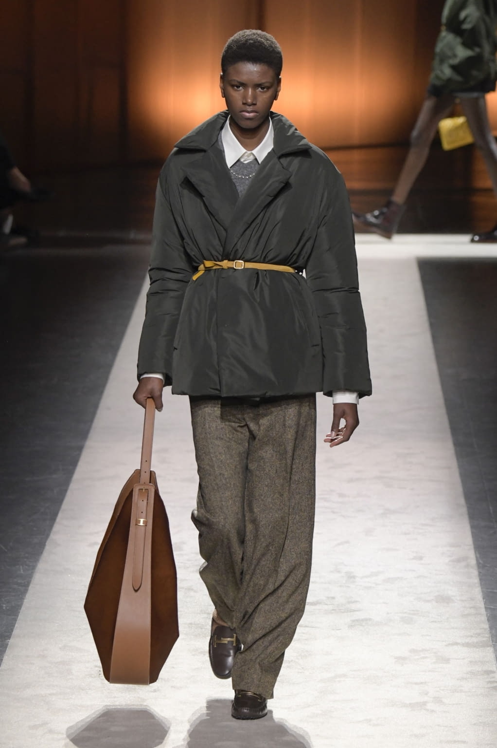 Fashion Week Milan Fall/Winter 2020 look 9 from the Tod's collection 女装