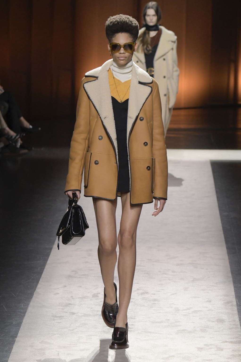 Fashion Week Milan Fall/Winter 2020 look 24 from the Tod's collection 女装