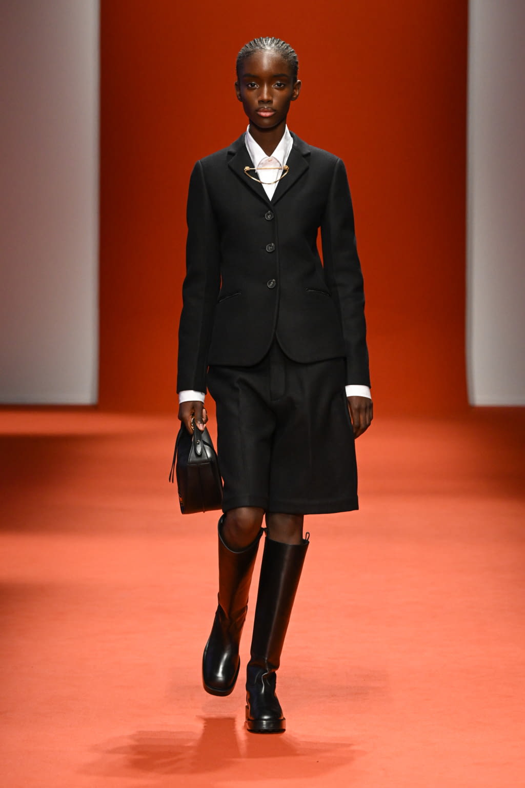 Fashion Week Milan Fall/Winter 2022 look 6 de la collection Tod's womenswear