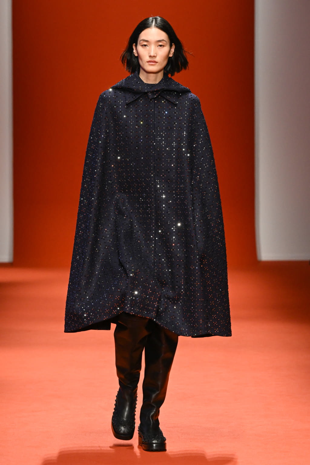 Fashion Week Milan Fall/Winter 2022 look 37 from the Tod's collection womenswear