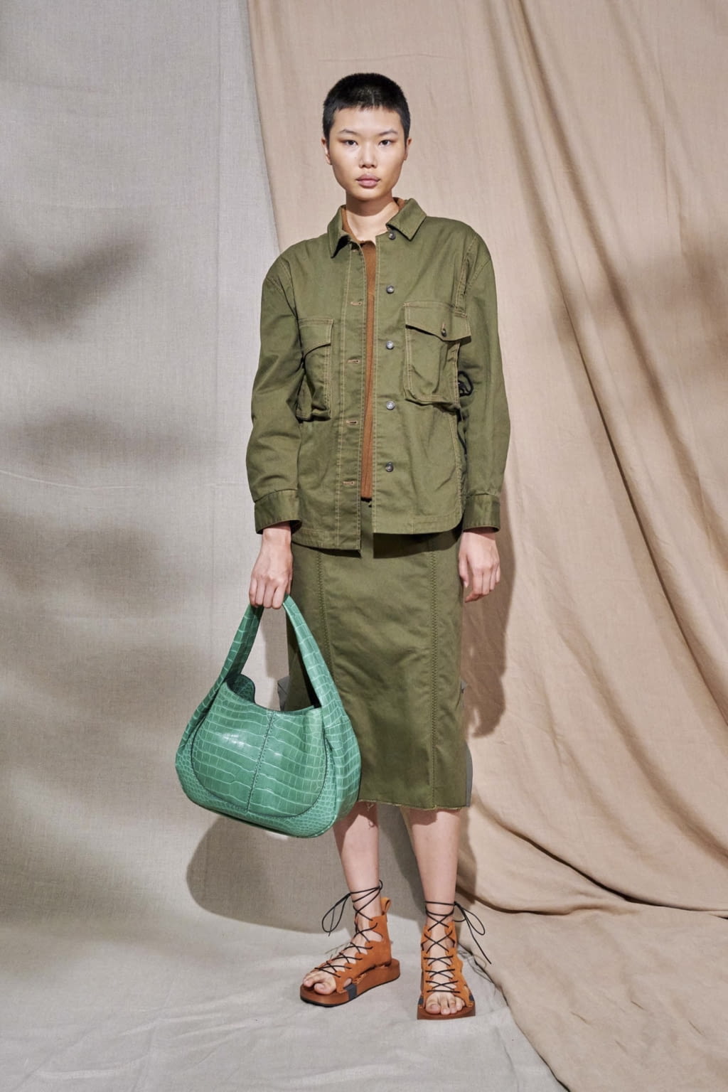 Fashion Week Milan Spring/Summer 2021 look 6 from the Tod's collection 女装